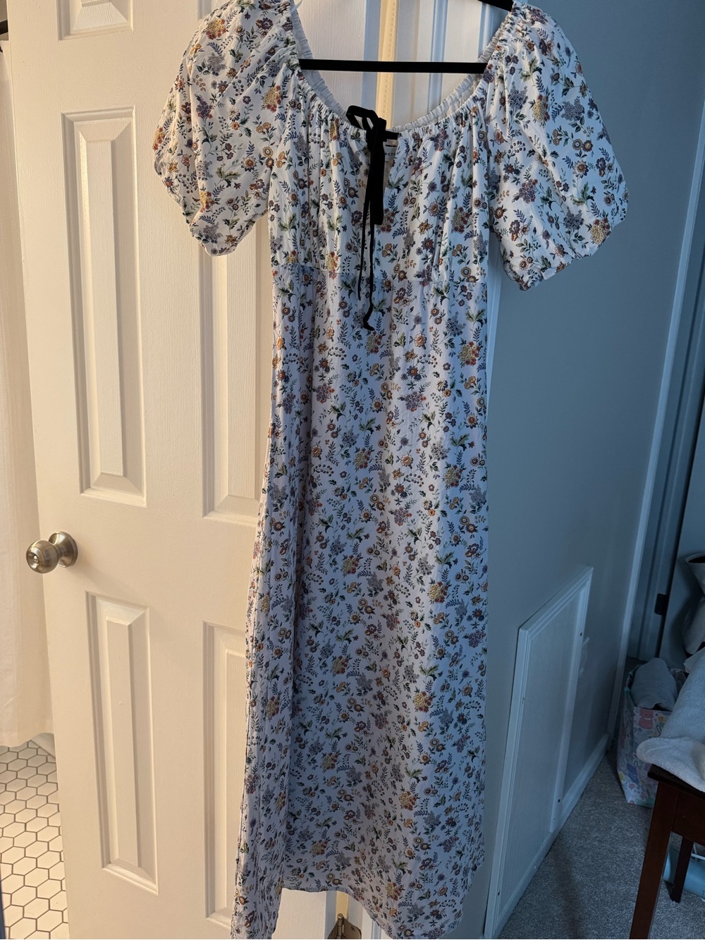 EUC English Factory White Floral Puff-Sleeve Midi Dress with Black Tie